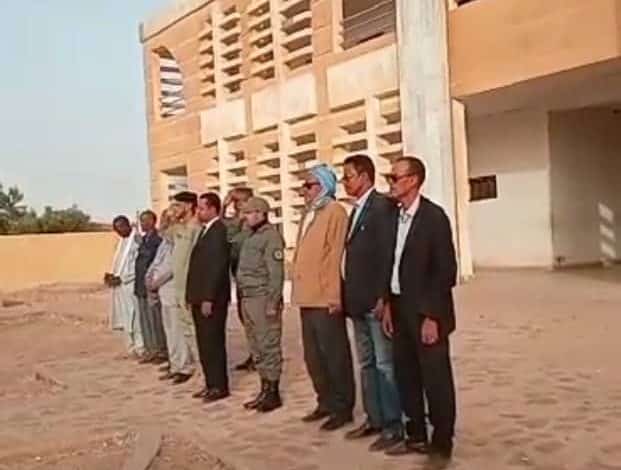 Photo de Maghta lehjar: visite du Hakem à l’école3