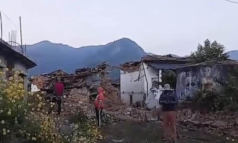 Photo de Le tremblement de terre au Népal fait au moins 157