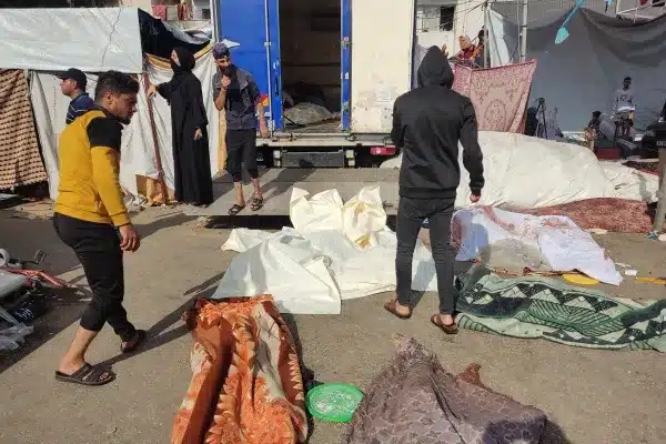 Photo de Des centres de santé du nord de Gaza assiégés lors d’une « journée de guerre contre les hôpitaux »