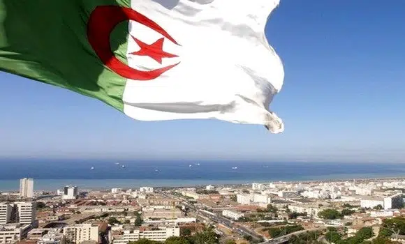 Photo de Alger annule la dette de 14 pays africains sans leur exiger de contreparties