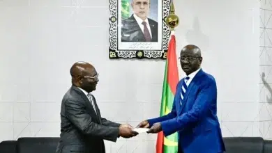 Photo de L’ambassadeur Adão Pinto remet ses lettres de créance en Mauritanie