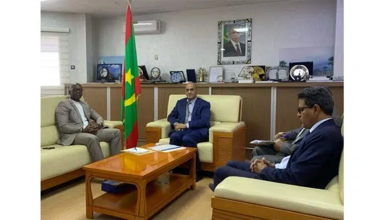 Photo de Le ministre du Pétrole reçoit le Représentant Résident du PNUD