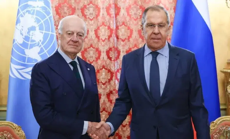 Photo de Lavrov réitère à de Mistura le soutien de la Russie au règlement du conflit au Sahara occidental dans le cadre de l’ONU