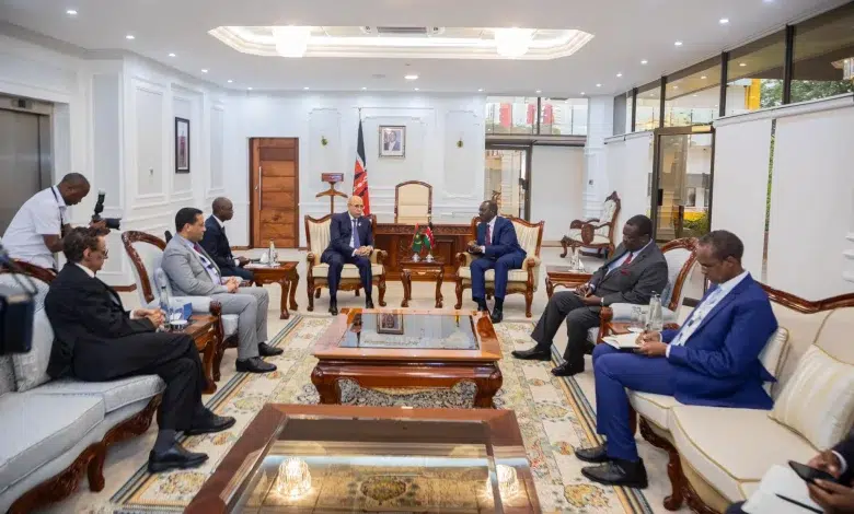 Le président de la République rencontre son homologue Kenyan