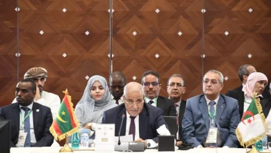 SEM Mohamed Bemba Meguett à Alger. 2 Photo de SEM Mohamed Bemba Meguett à Alger.