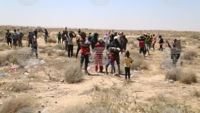 Photo de L&rsquo;UE tombe le bras aux migrants dans le désert du Sahara