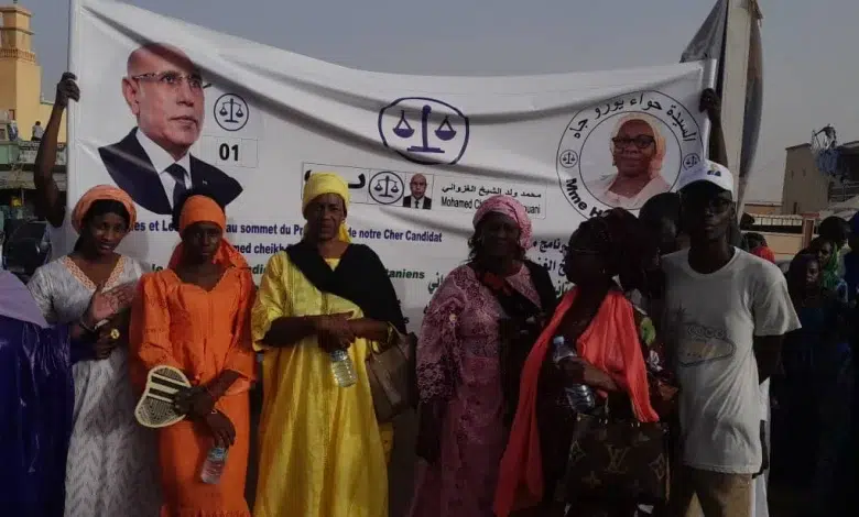 Photo de Boghé :Mme Hawa Yéro Dia se mobilise en faveur de Ghazwani pour une victoire éclatante.