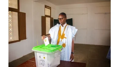 Photo de Présidentielle : Le Premier ministre vote au bureau n ° 2 à l’école Imam Malik