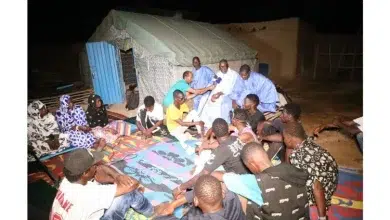 Photo de Le candidat Ba Mamadou Bocar s’entretient avec des associations de femmes et de jeunes à Mbout