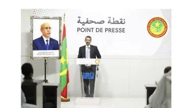 Photo de Le ministre de la Culture commentant les résultats du conseil des ministres