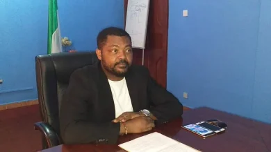 Photo de Le Président de la SLAJ part pour la réunion du Comité Directeur de la FAJ en Mauritanie
