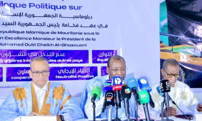 Photo de Insaf: Colloque sur les succès de la diplomatie mauritanienne