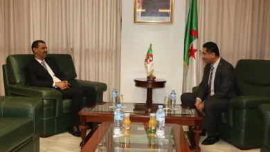 Photo de Le ministre de la Culture rencontre le ministre algérien de la Communication à Alger.