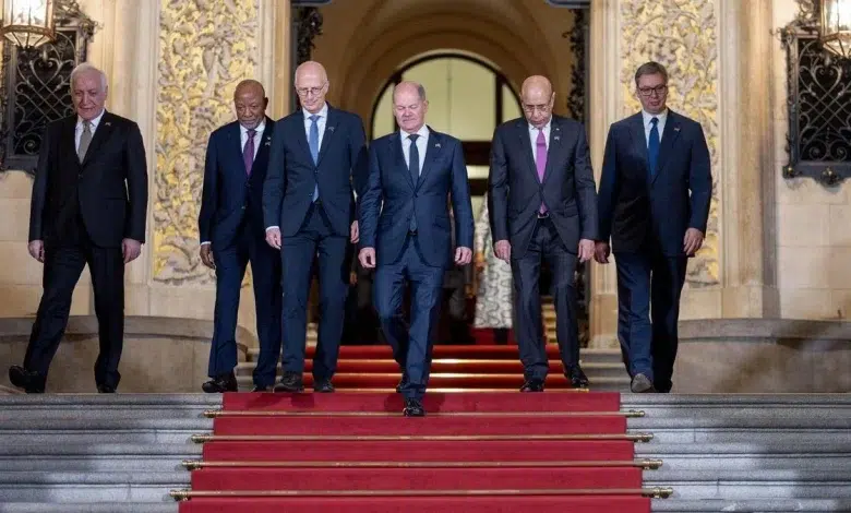 Photo de Ghazouani participe à la Conférence sur le développement