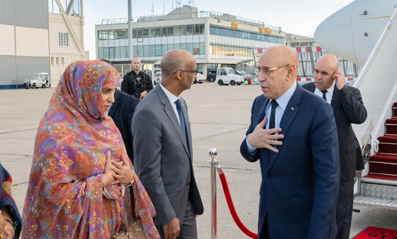 Photo de Arrêt sur images : le Président Ghazouani à son arrivée à Paris