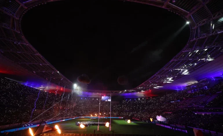 Les infos de 6h - France - Nouvelle-Zélande : le public du Stade de France a aussi brillé.