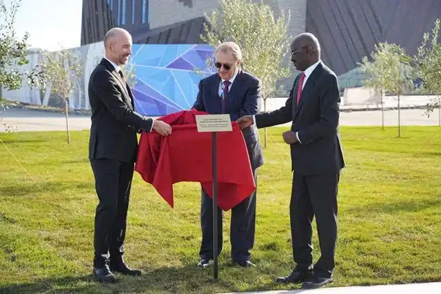 Photo de Coopération internationale : La Russie et l’Afrique symbolisent leur partenariat par un jardin dédié au parc de l’université de Sirius