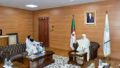 Photo de Le recteur de Djamaâ El-Djazaïr reçoit Cheikh Sidi Mohamed Ould Cheikh Sidiya, l’un des symboles de la confrérie Qadiriyya en Mauritanie