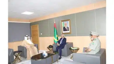 Photo de Le ministre de la défense reçoit l’ambassadeur d’Arabie saoudite