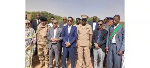 Le Ministre de la Pêche, des Infrastructures Maritimes et Portuaires, M. Fadhil Ould Sidati, accompagné du wali du Gorgol, M Ahmedna Ould Sidebbe, a inauguré à Kaédi, une ferme piscicole pilote en plus de la distribution de matériel de pêche et de transformation du poisson au profit des opérateurs du secteur