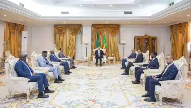 Photo de Mali-Mauritanie : Moussa Ag ATTAYER chez Ghazouani pour renforcer les liens de Coopération.