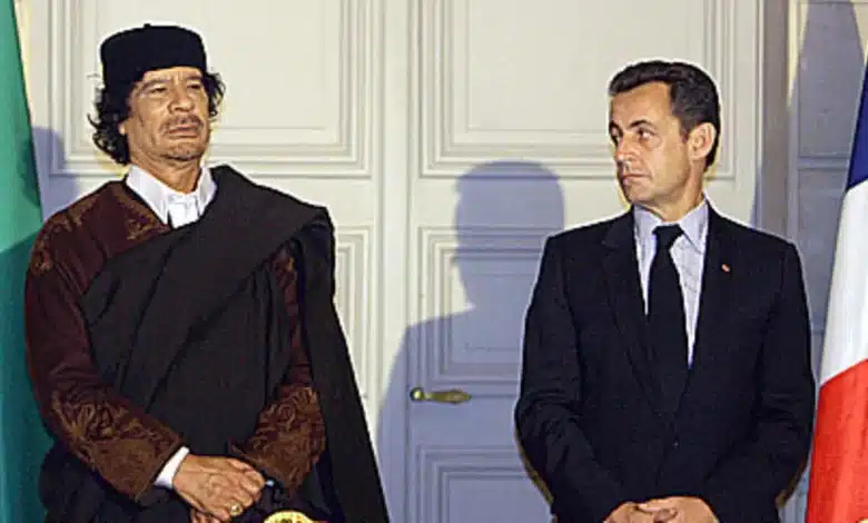 Financement libyen: les nostalgiques de Kadhafi veulent voir Sarkozy puni