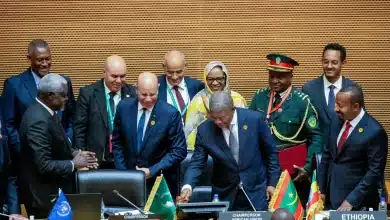 Photo de Mohamed Ould Ghazouani achève son mandat à la tête de l’Union africaine et passe le relais à João Lourenço