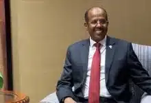 Photo de Mahmoud Ali Youssouf crée la surprise et prend la tête de la Commission de l’Union africaine : Coulisses d’une élection sous haute tension