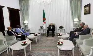 Le président algérien, Abdelmadjid Tebboune, a reçu ce jeudi 6 février 2025, au palais présidentiel, Mohamed Salem Ould Merzoug, ministre des Affaires étrangères, de la Coopération et des Mauritaniens de l'extérieur. Ce dernier était porteur d’un message diplomatique du président de la République islamique de Mauritanie, Mohamed Ould Cheikh El Ghazouani