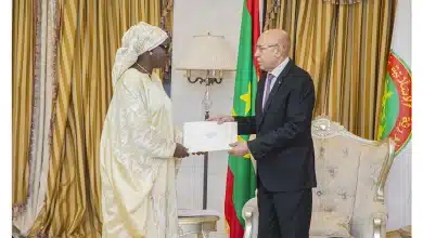 Photo de Une rencontre symbolique pour l’intégration régionale : Le Président Mohamed Ould Cheikh El Ghazouani et la ministre sénégalaise Yassine Fall