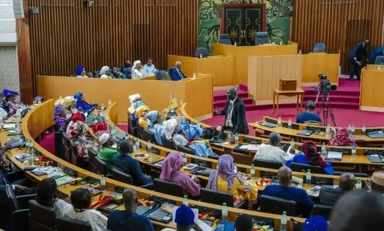 Photo de Sénégal : l’Assemblée adopte une loi visant à faciliter le rapatriement des détenus au Maroc, notamment les migrants