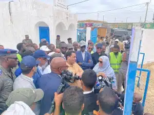 Le Premier ministre poursuit sa tournée d’inspection du programme urgent pour le développement de Nouakchott