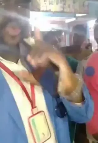 Photo de Militants IRA dénoncent les arrestations arbitraires de jeunes mauritaniens lors d’un sit-in devant le commissariat d’Arafat
