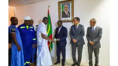 Photo de 1er Mai : Le ministre Mohamed Ould Soueidatt à l’écoute des doléances syndicales