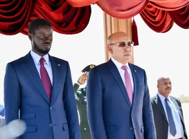 Visite historique des présidents Faye et El Ghazouani sur la plateforme gazière Grand Tortue Ahmeyim (GTA) : un tournant pour la coopération énergétique entre le Sénégal et la Mauritanie