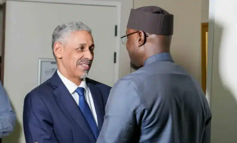 Ousmane Sonko renforce les liens entre le Sénégal et la Banque africaine de développement lors de sa visite en Côte d'Ivoire