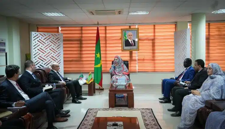Zitouni à Nouakchott pour présider l'ouverture de la Foire des produits algériens
