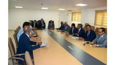 Photo de وزيرا الزراعة والشباب يترأسان اجتماعاً لتقييم وتوسيع اتفاقية دعم المكننة الزراعية