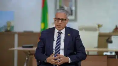 Photo de وفد موريتاني يغادر إلى باريس للقاء « شركاء استراتيجيين »