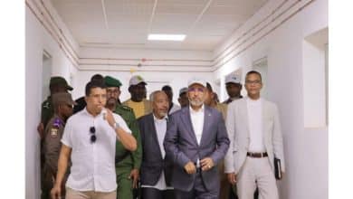 Photo de Inauguration de nouvelles infrastructures et distribution d’aide à Oualata par le Délégué général