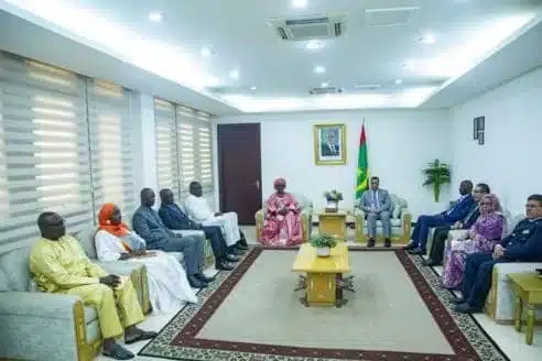 Nouakchott accueille une rencontre de haut niveau entre la Mauritanie et le Sénégal. Deux accords sont en cours de finalisation pour lutter contre la migration irrégulière et faciliter la libre circulation des personnes et des biens.