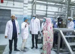 visite du Ministre, accompagné de la Wali de Nouakchott Nord, Mme Tfayla Hadena,