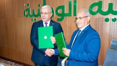 Photo de توقيع بروتوكول إضافي ينظم عمل اللجنة البرلمانية الموريتانية الجزائرية