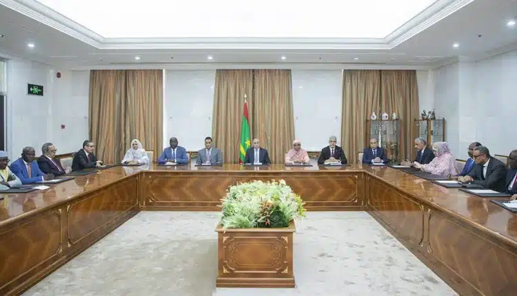 Le Président Ghazouani salue l’équipe de campagne de Sidi Ould Tah, élu à la tête de la BAD
