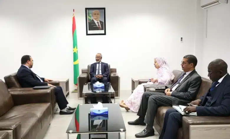 استقبل معالي وزير الصحة مدير مكتب مكافحة الأمراض والوقاية منها في شمال إفريقيا