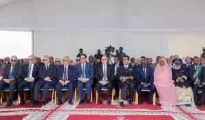 La cérémonie s’est tenue en présence du Premier ministre, M. Mokhtar Ould Djay, du ministre secrétaire général de la Présidence, M. Moulaye Ould Mohamed Laghdaf, du ministre directeur de cabinet du Président, M. Nany Ould Chrougha, ainsi que de plusieurs membres du gouvernement