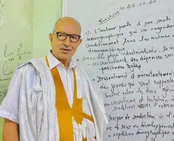 En Mauritanie, l’exécutif rejette toute interpellation, muselant les rares députés critiques. Une dérive inquiétante dénoncée par un professeur lucide.