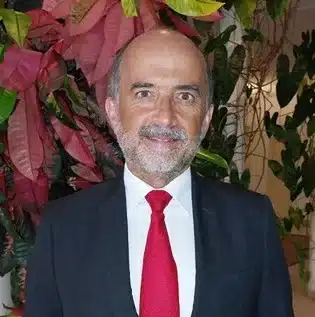 Photo officielle de l’ambassadeur Alexandre Garcia