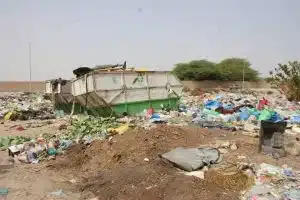 Photo de نواكشوط تختنق… والحكومة تحتفل بإنجازات على الورق