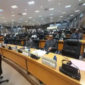 Le Parlement panafricain débat de l’intelligence artificielle et de la souveraineté numérique, et tient une réunion élargie avec le Parlement sud-africain